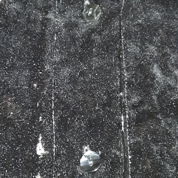 CONTEXT AT LORD & TAYLOR BLACK CRUSHED VELVET TOP - Picture 6 of 7